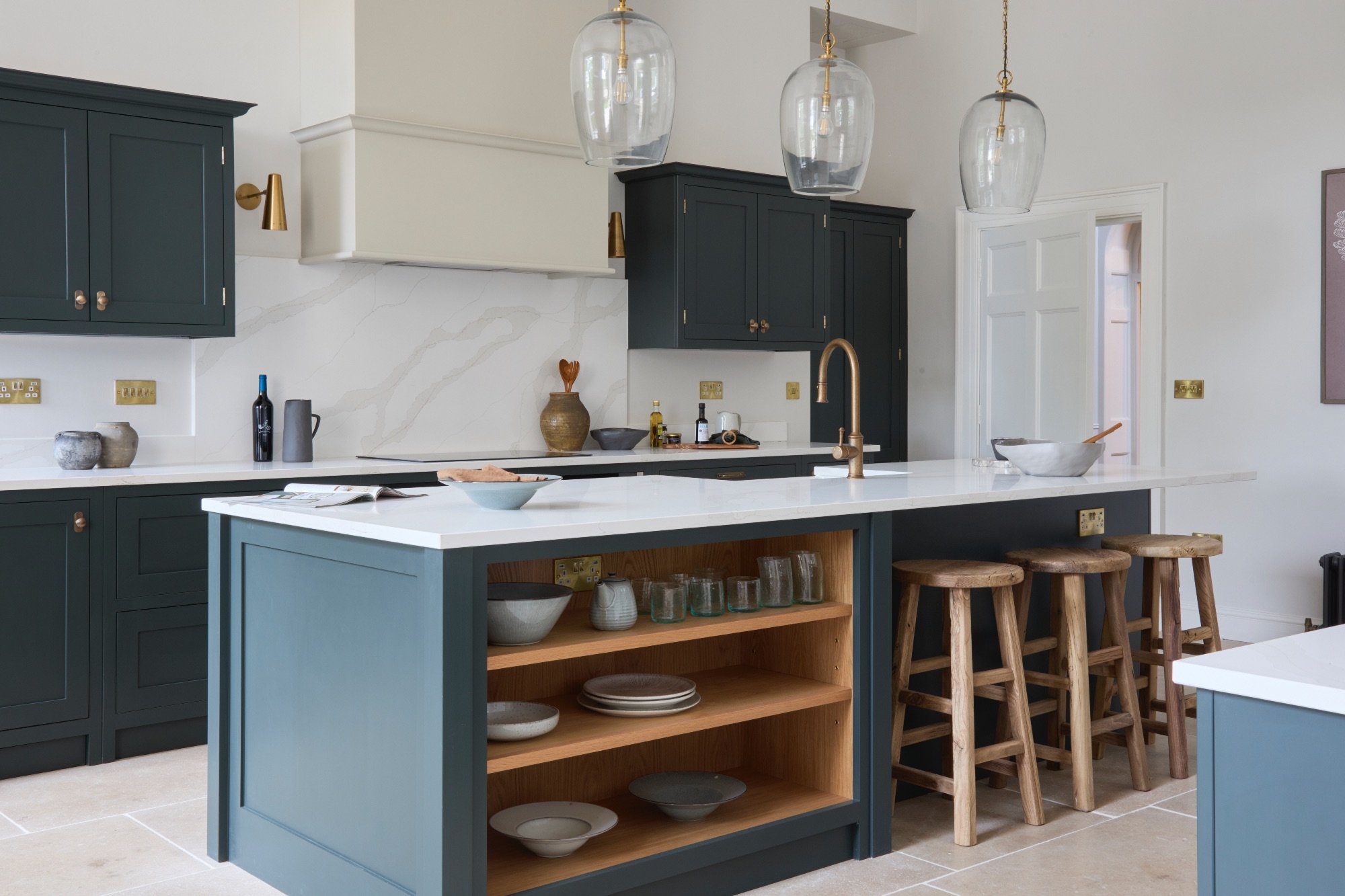 Cotswold Interiors Cotswold homes Cotswold style Cotswold living Oxfordshire The Cotswolds Country homes Period property Grade 2 listed,charles mullineaux,zota,mike Garlick,Studio green - Farrow & ball Artisan of devizes Ca pietra Olive and barr Lusso Little Greene,Pooky