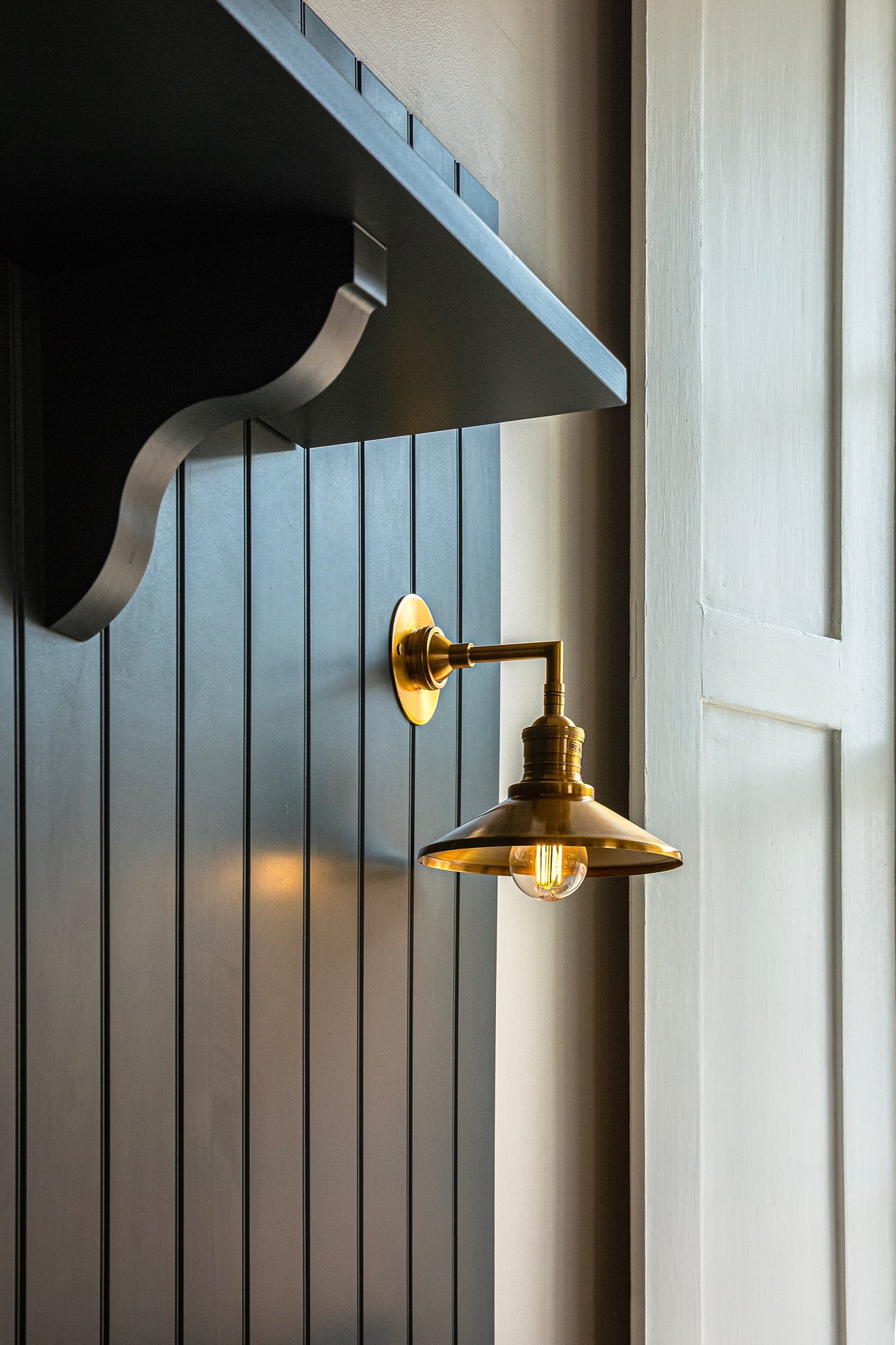 Cotswold Interiors Cotswold homes Cotswold style Cotswold living Oxfordshire The Cotswolds Country homes Period property Grade 2 listed,charles mullineaux,zota,mike Garlick, Little Greene, Farrow and ball, Cotswold grey, Olive & barr,Lusso,Pooky