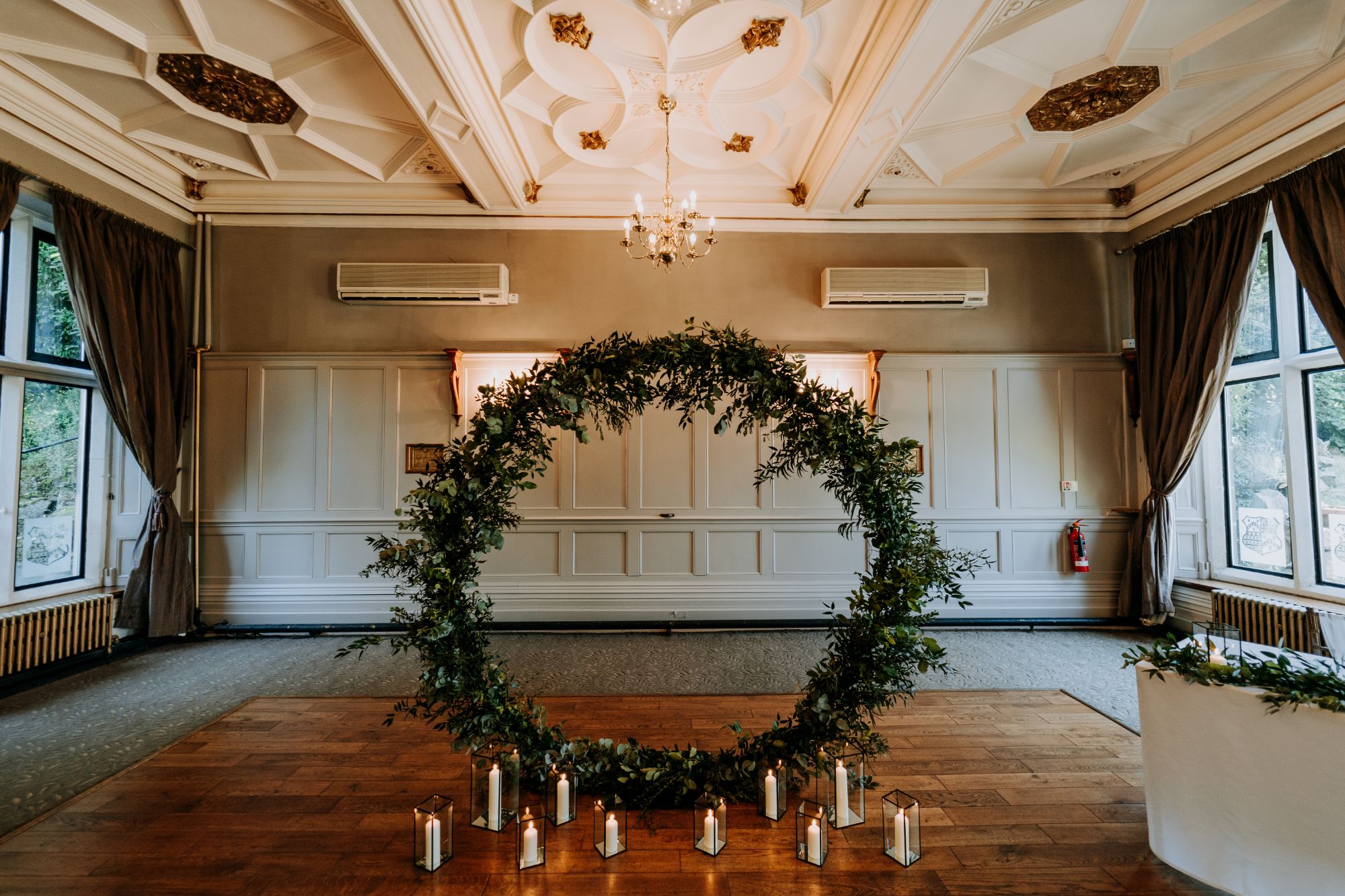 luxury wedding backdrop