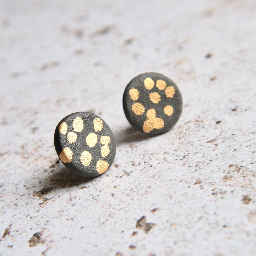 Stud earrings with animal print design