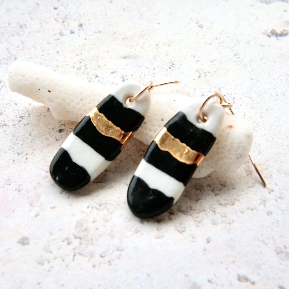 Fine porcelain dangle earrings - black & gold