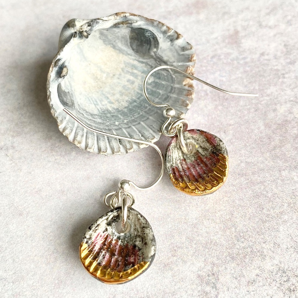 Porcelain seashells, drop earrings.