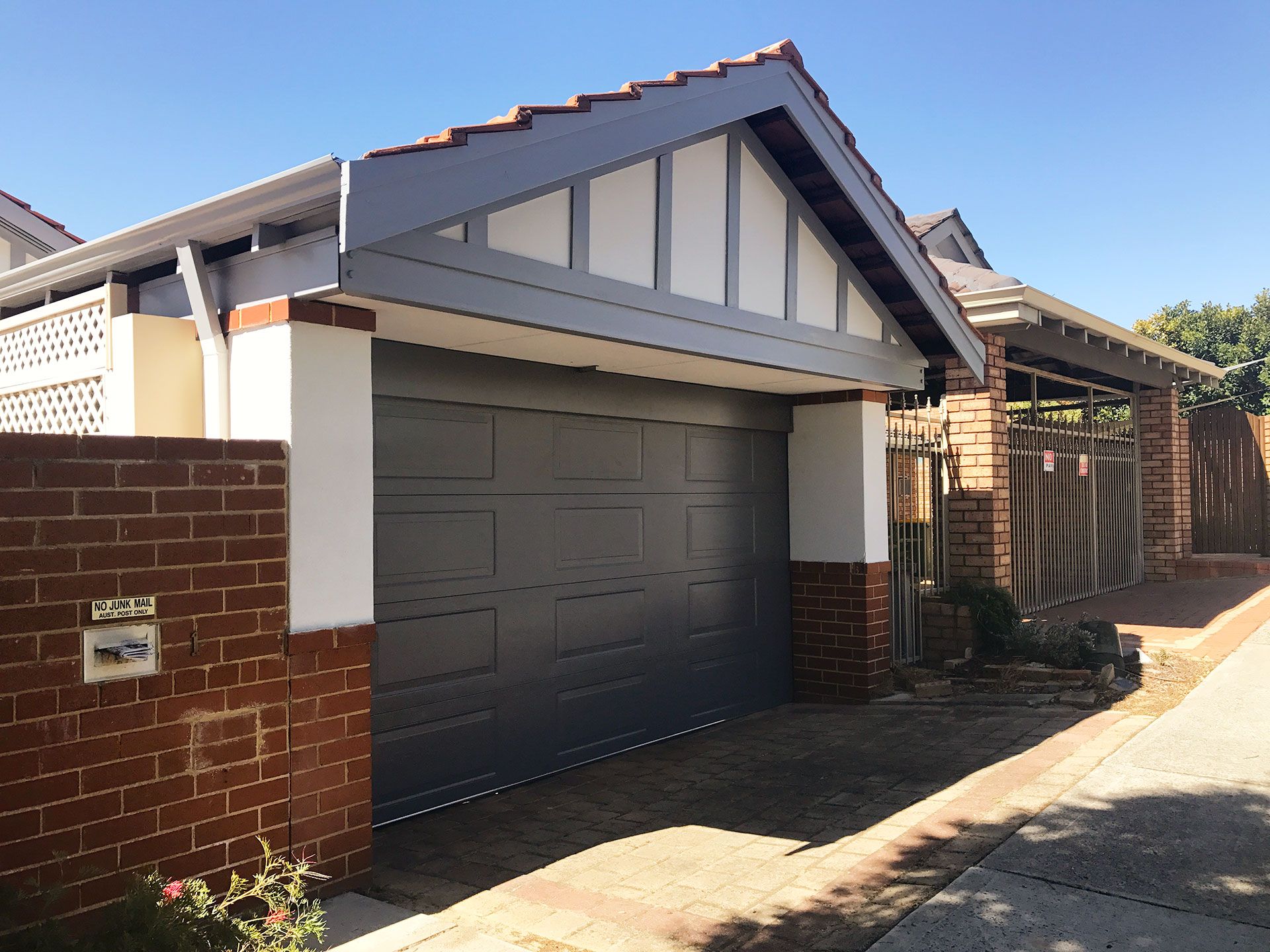 Garage Door Repairs Perth and Mandurah