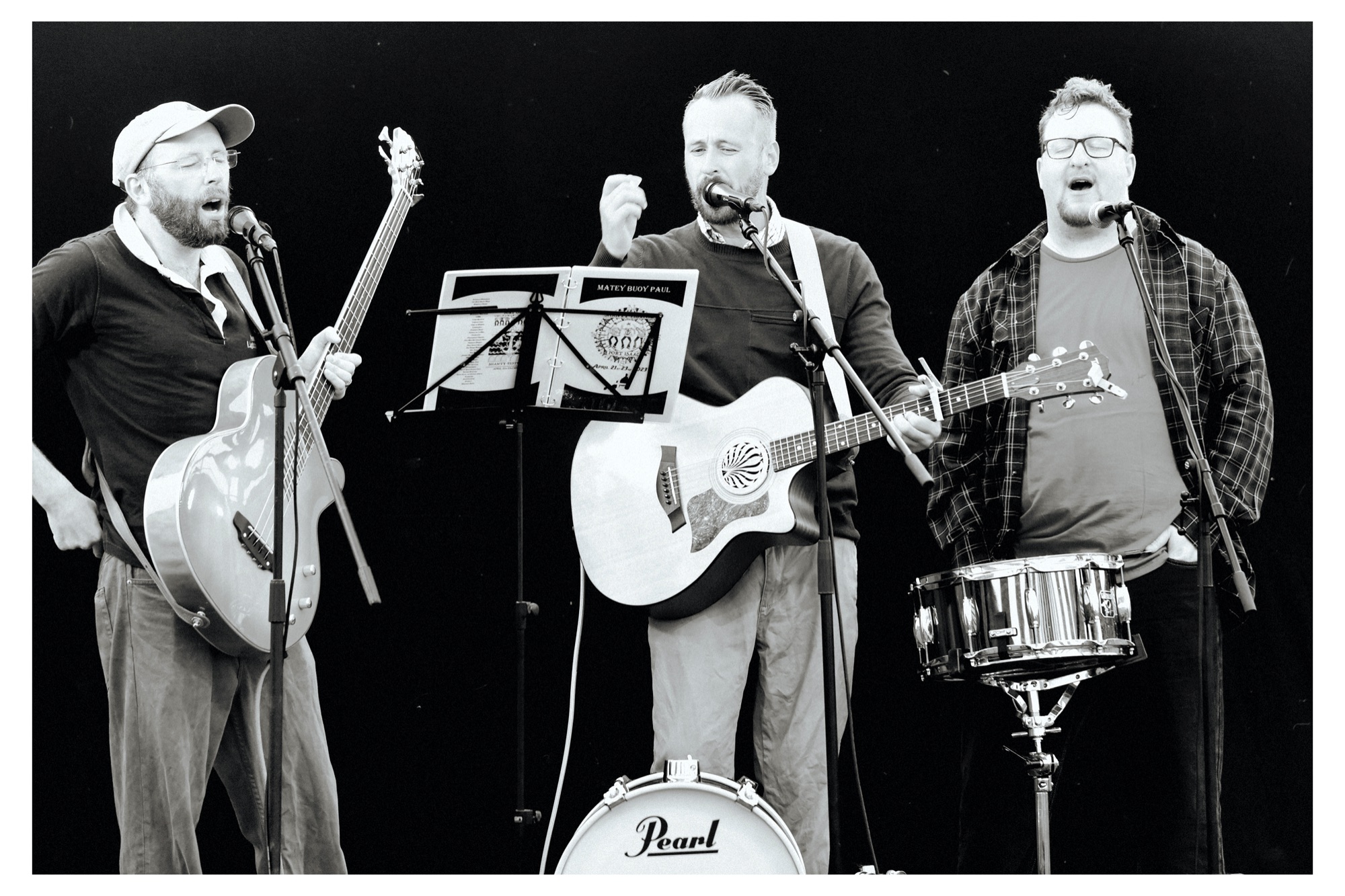 Pictures from the 2024 Port Isaac Shanty Festival