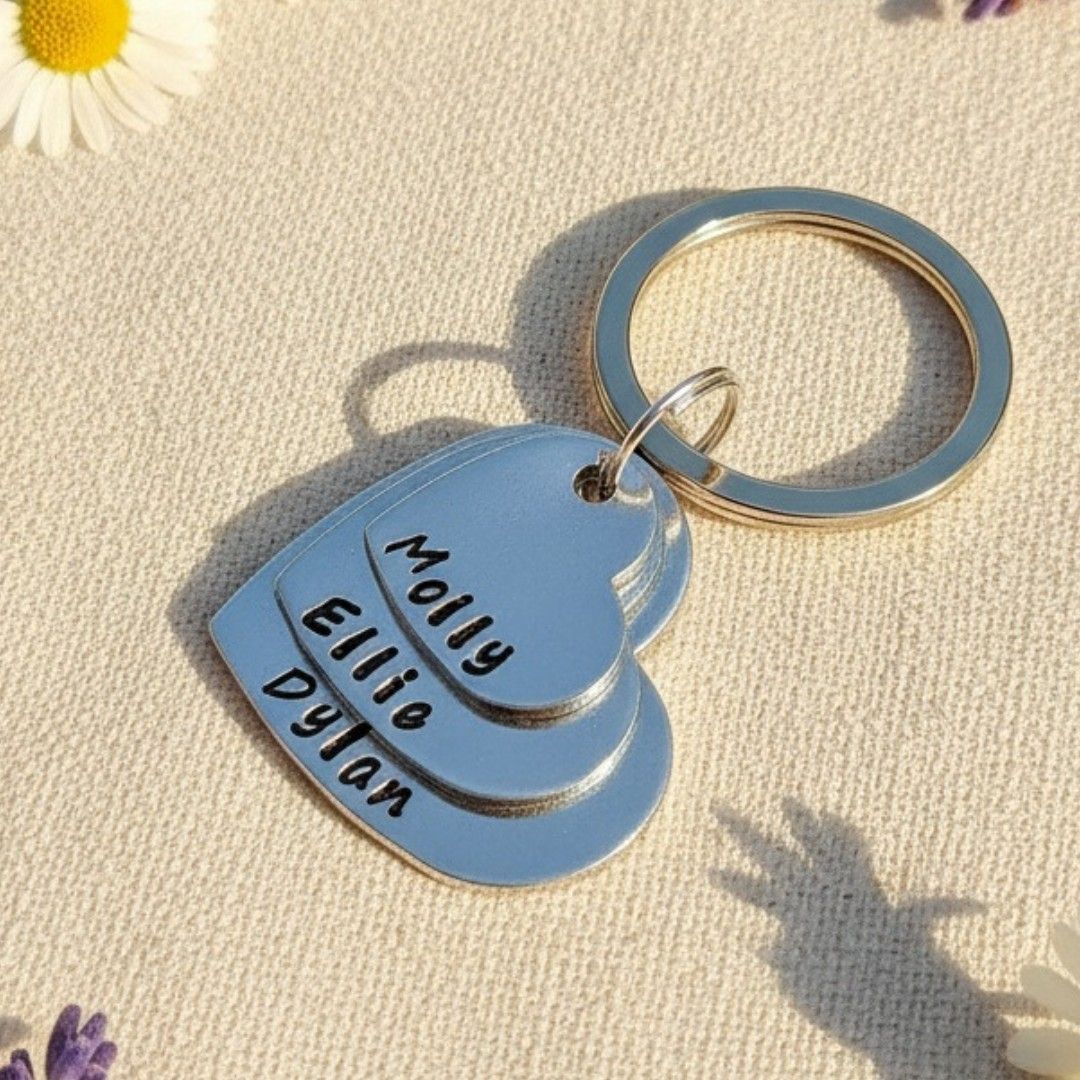 Personalised Stacked Hearts Keyring – Family Names on Aluminium Hearts