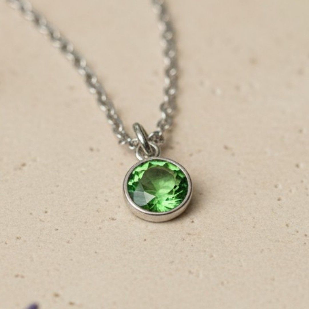 August Birthstone Necklace – Peridot Crystal Pendant