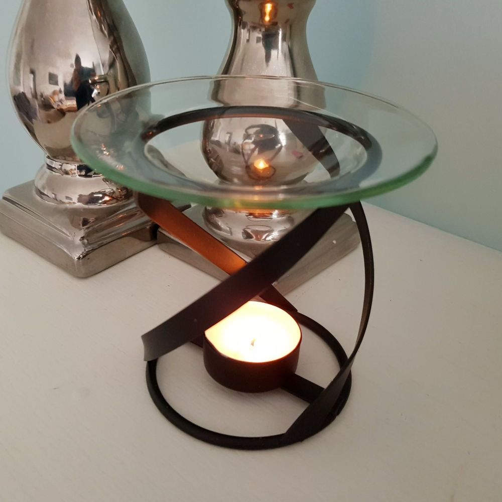 Metal Spiral Oil Burner with Glass removable Dish 