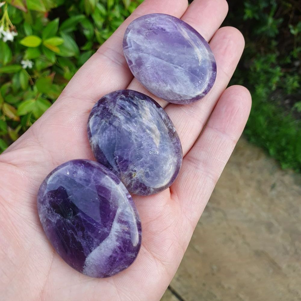 CRYSTALS & DIVINATION