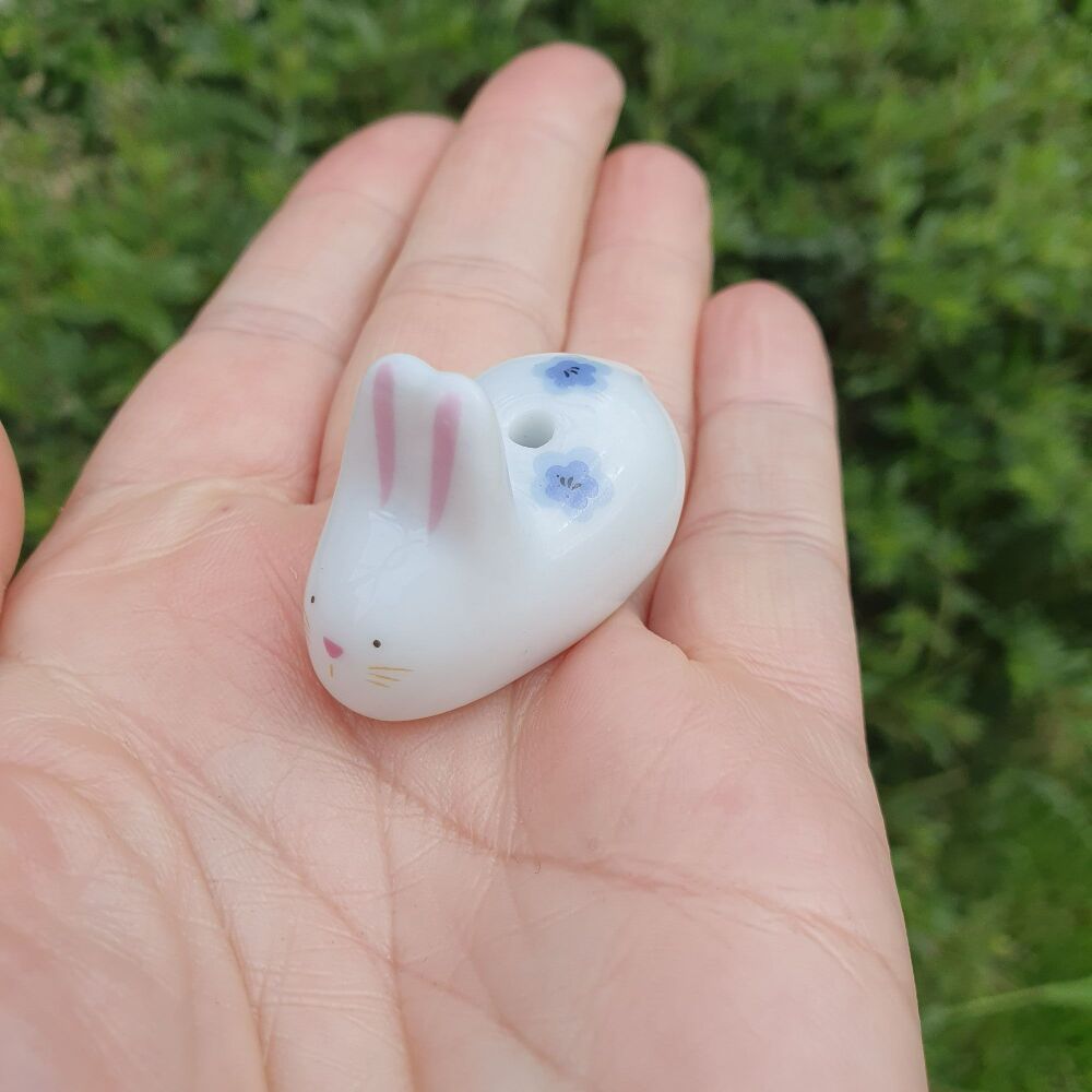 Japanese White Ceramic Rabbit Incense holder