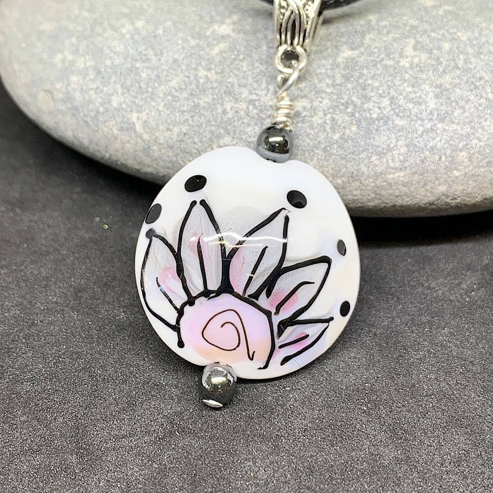 Pink and grey flower pendant
