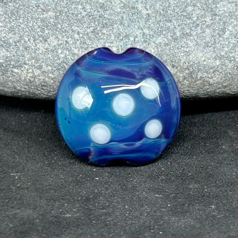 Purple spots glass bead