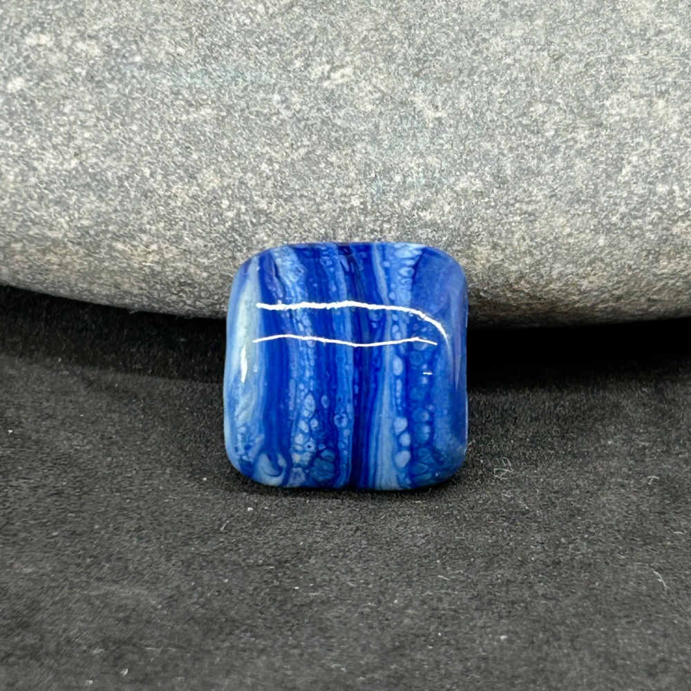 Square pillow bead- blue on blue