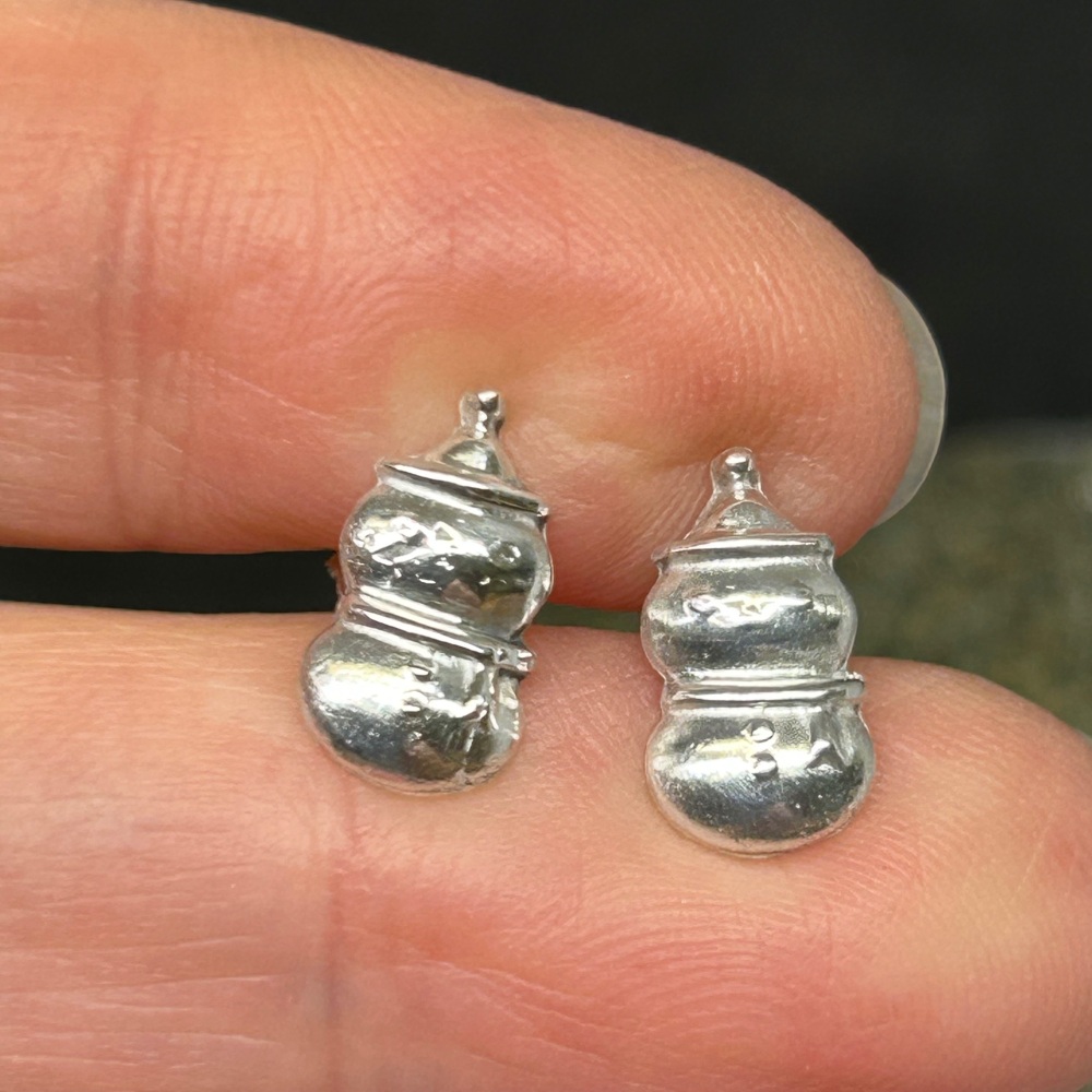 Silver snowman earrings
