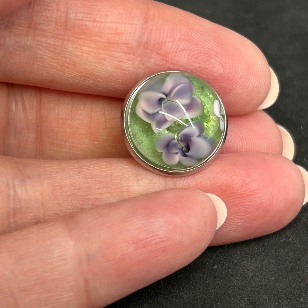 Violets lapel pin