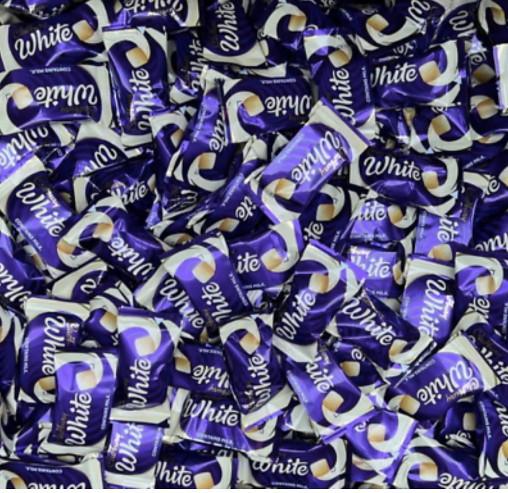 Cadbury white chocolate minis price for 30 minis includes free postage