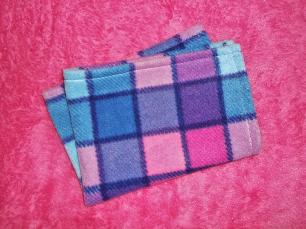 Bright Diamonds Fleece Blanket for Doll's Cots and Prams
