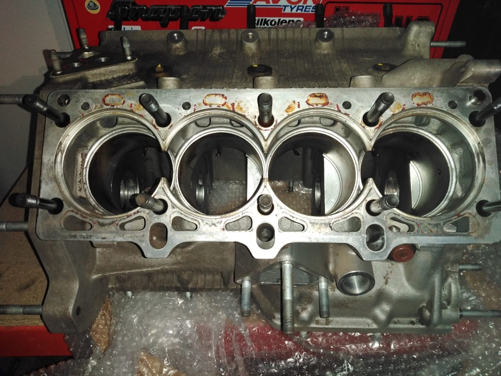Ferrari 360 Engine Block F131 Crankcase - 173885 / 180656