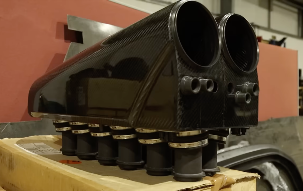 McLaren F1 Carbon Fibre Air Intake Manifold