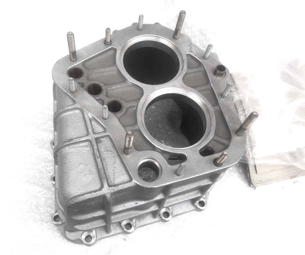 Ferrari F40 / 288 GTO Gearbox Housing - 126738 / 142518