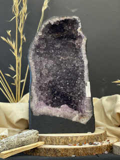 Amethyst Geode Church 7.8KG