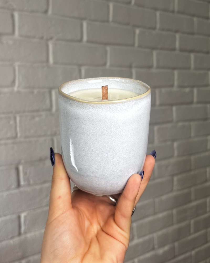 Ceramic Candle: Vanilla & Cedarwood