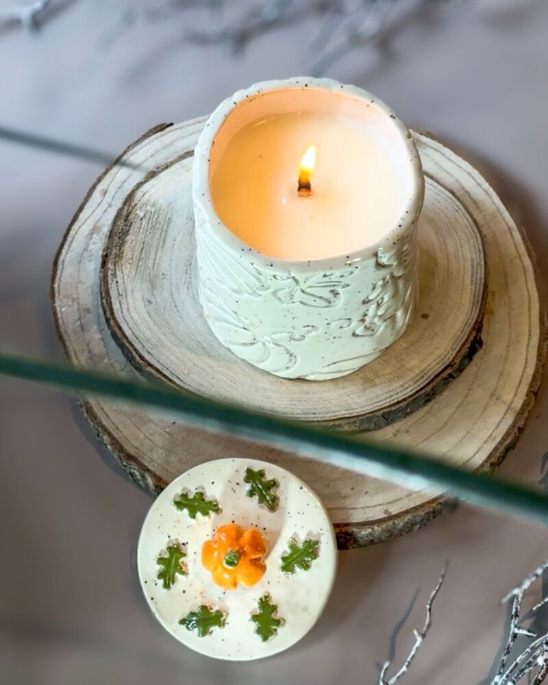 Autumnal Clay Candle Pot & Candle Bar Experience (Tuesday 9th September 2025 - 6:30pm-8:30pm)