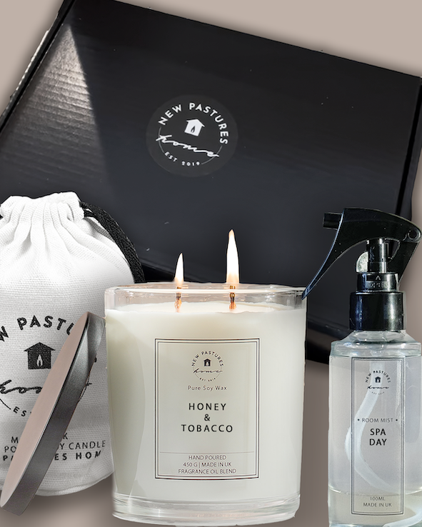 Choose Your Scent: Gift Set (Deluxe Candle & Room Mist)