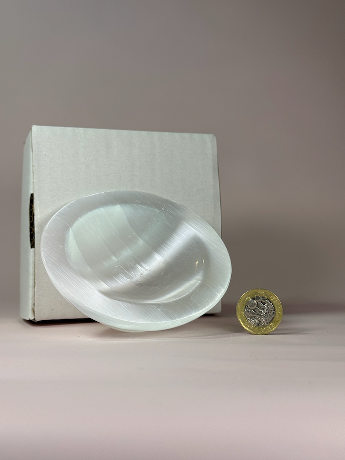 Selenite Circle Bowl Carving
