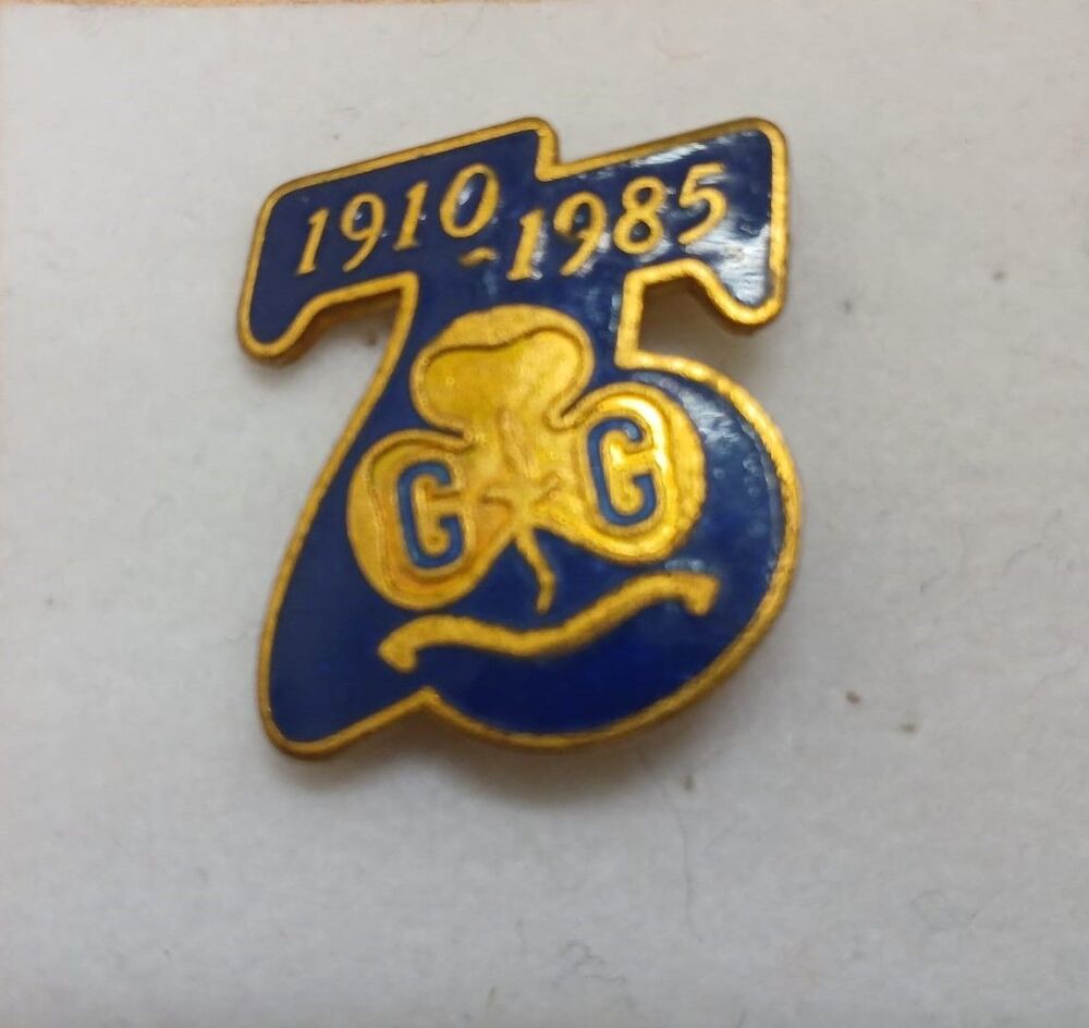75th anniversary of Girlguiding 1910-1985 metal badge