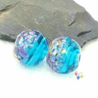 Tropical Blue Ribbon Round Glass Lampwork Beads