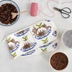 OVEN GLOVES - RABBIT & PUDDING