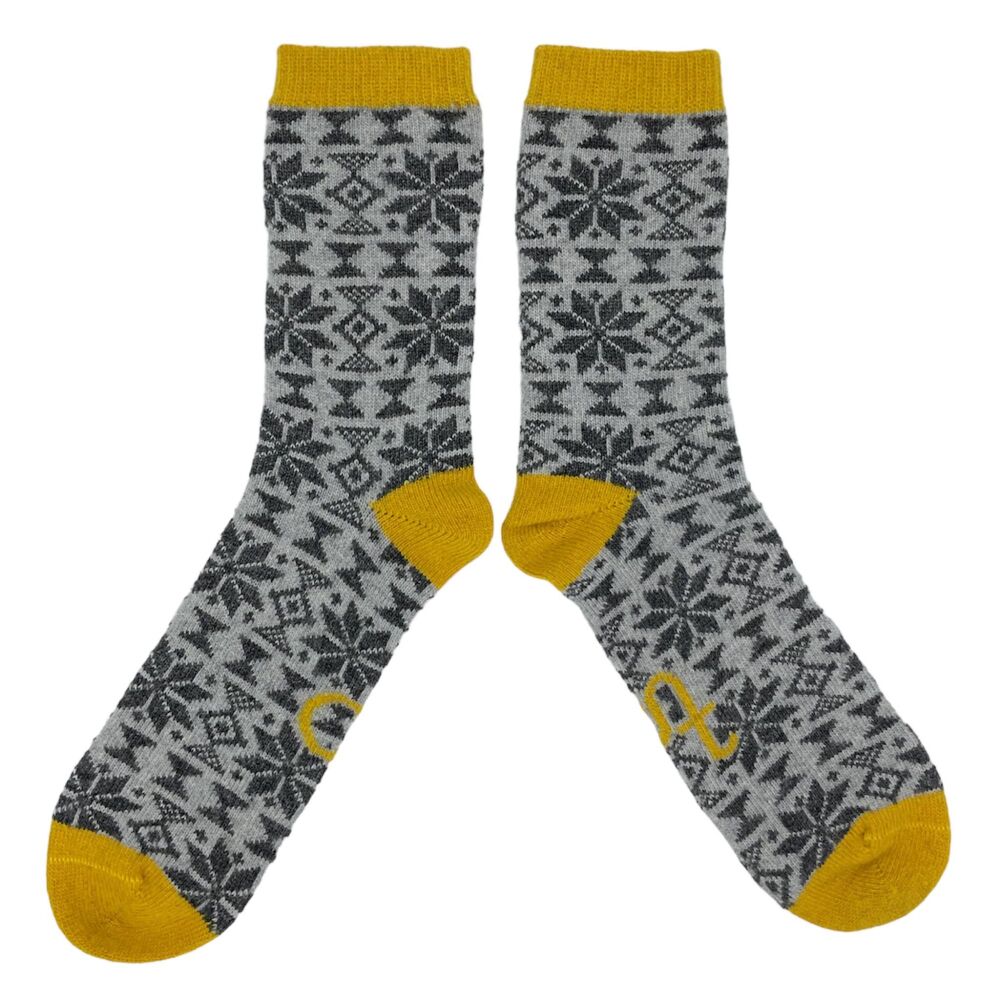 LAMBSWOOL SOCKS (Size 8-11) FAIR ISLE GREY