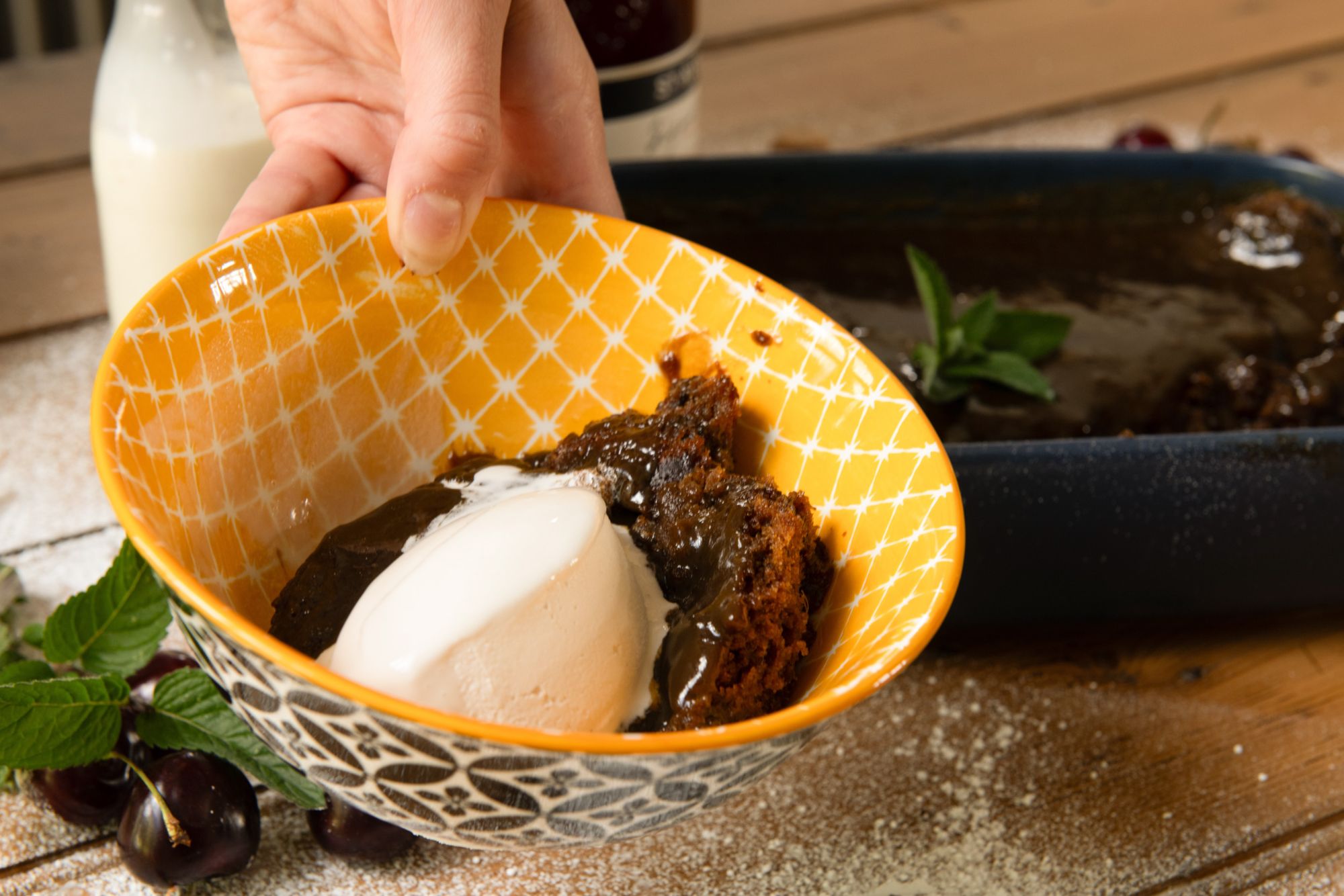 Kitchen-sticky-toffee-pudding-Catering-service-113