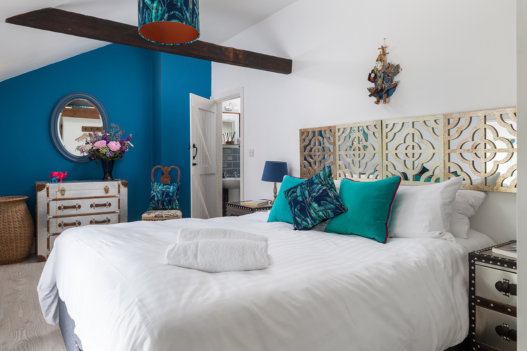 Cottage first mates room