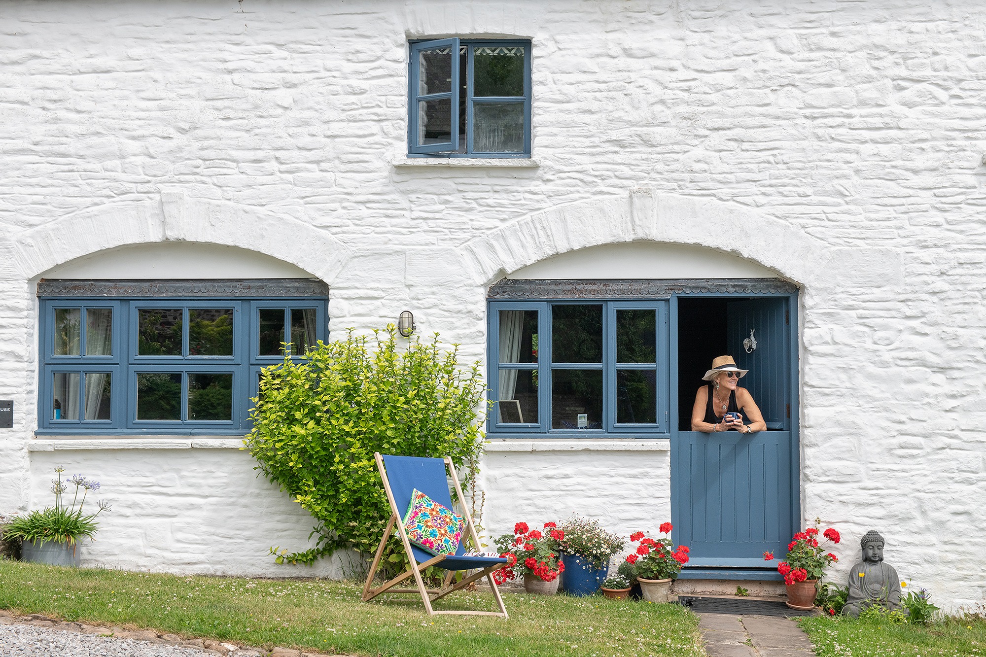 cottage guest summer.jpg