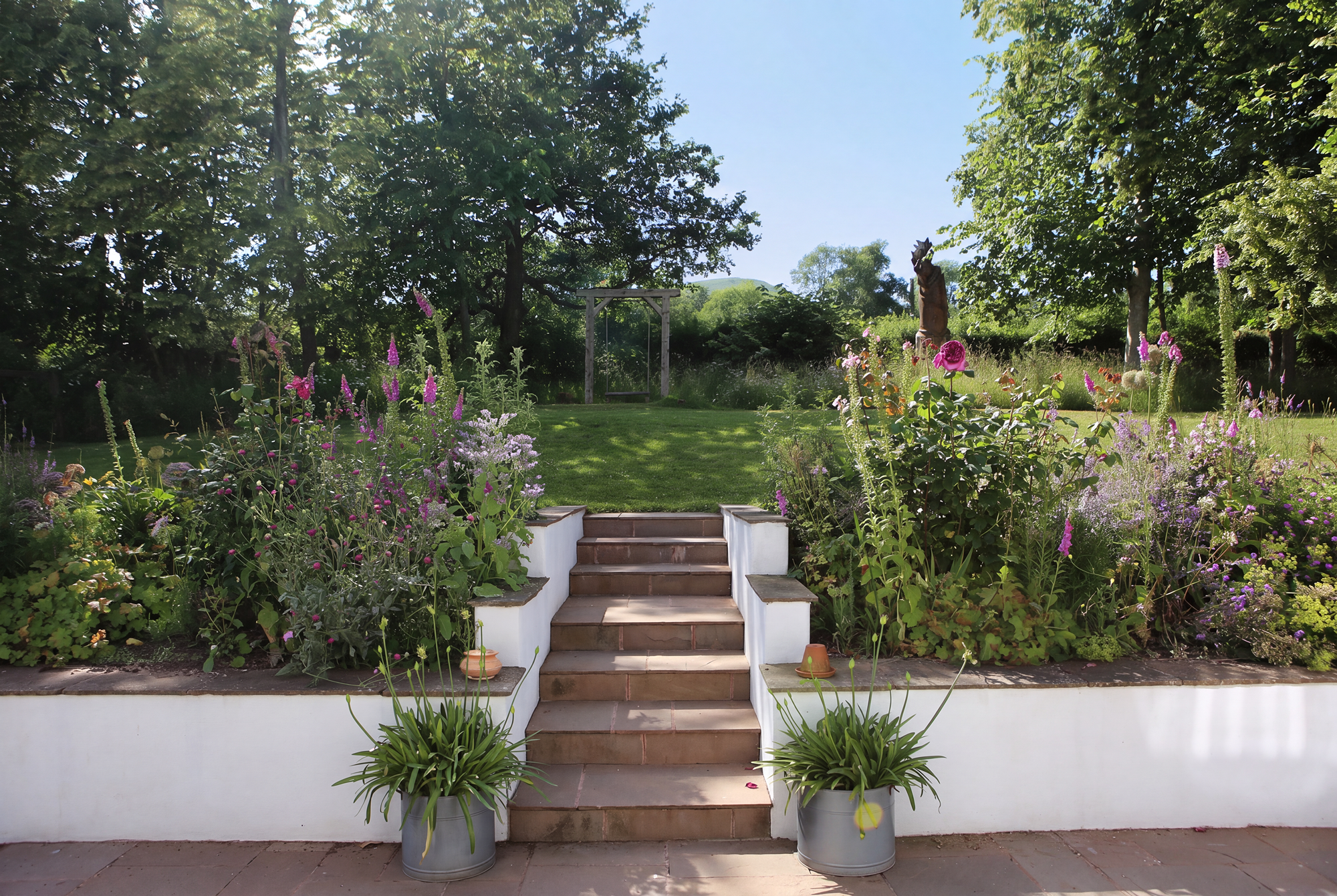 Great-barn-Garden-steps.png