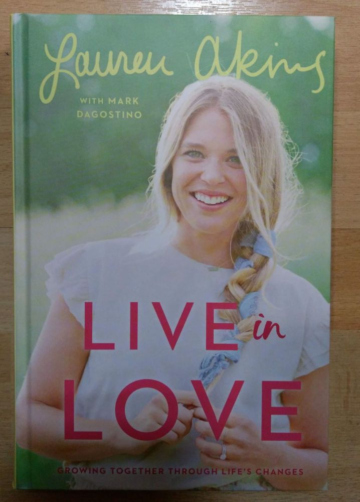 Live in Love Book- Lauren Akins