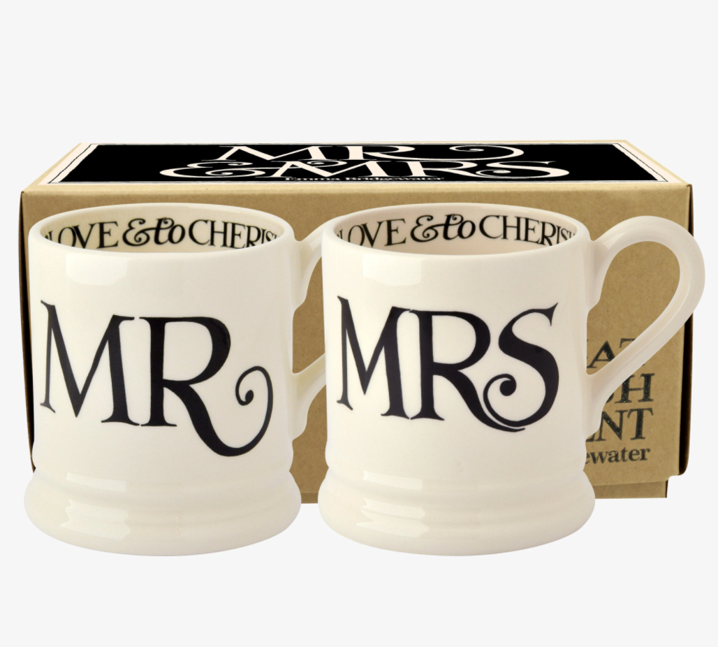 Black Toast 'Mr & Mrs' Set of 2 1/2 Pint Mugs Boxed