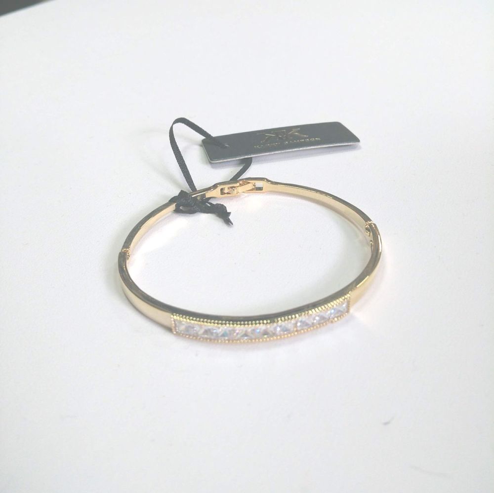 Yellow Gold Bangle with Jewelled Front