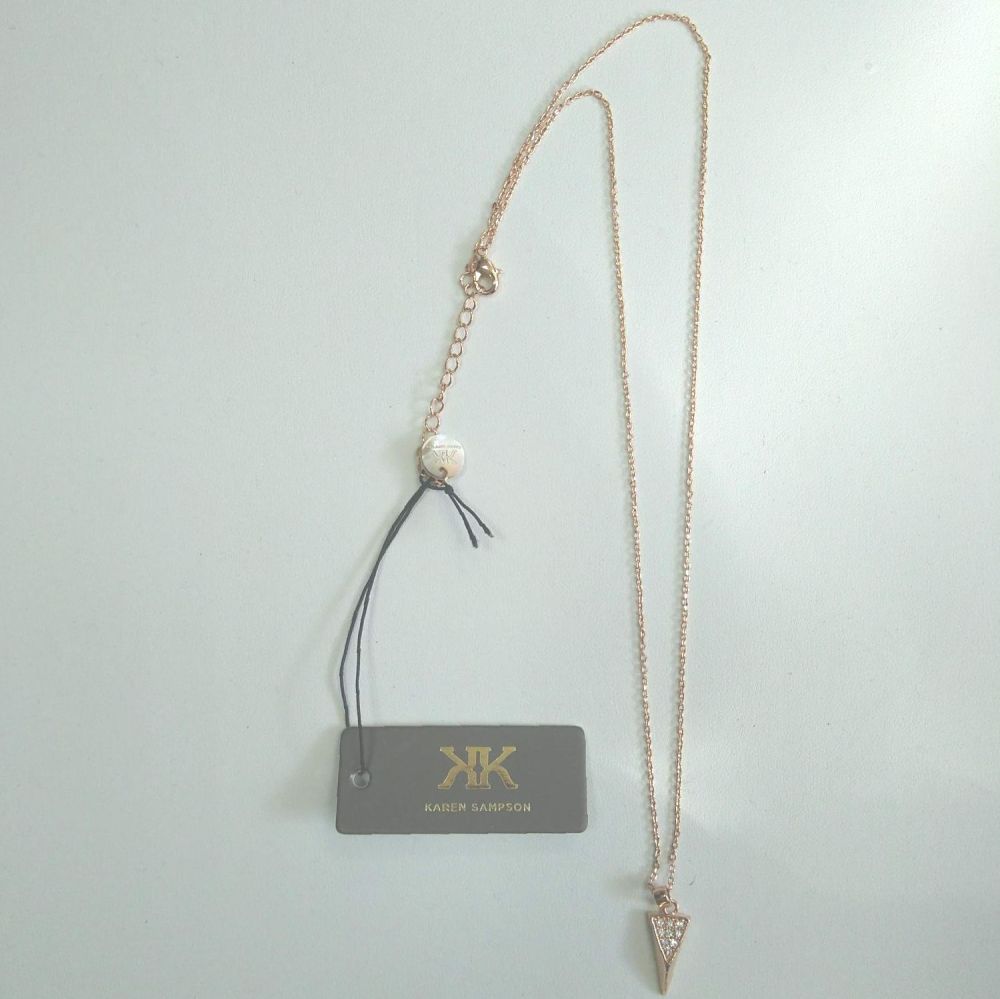 Very Fine Rose Gold Necklace with Triangular Jewelled Pendant
