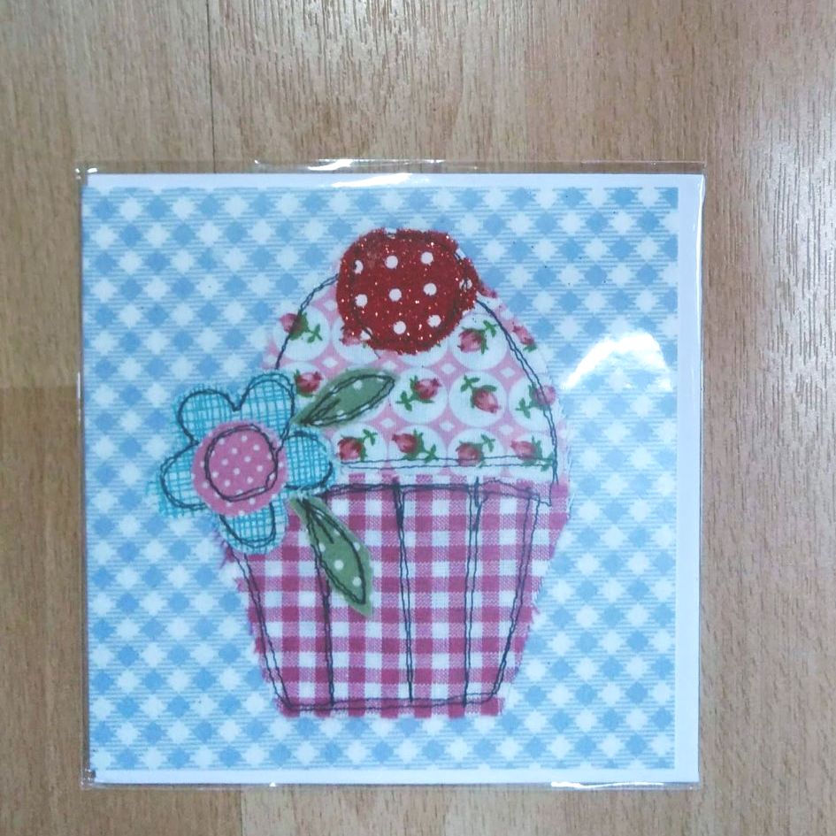 Blank Card- Cupcake