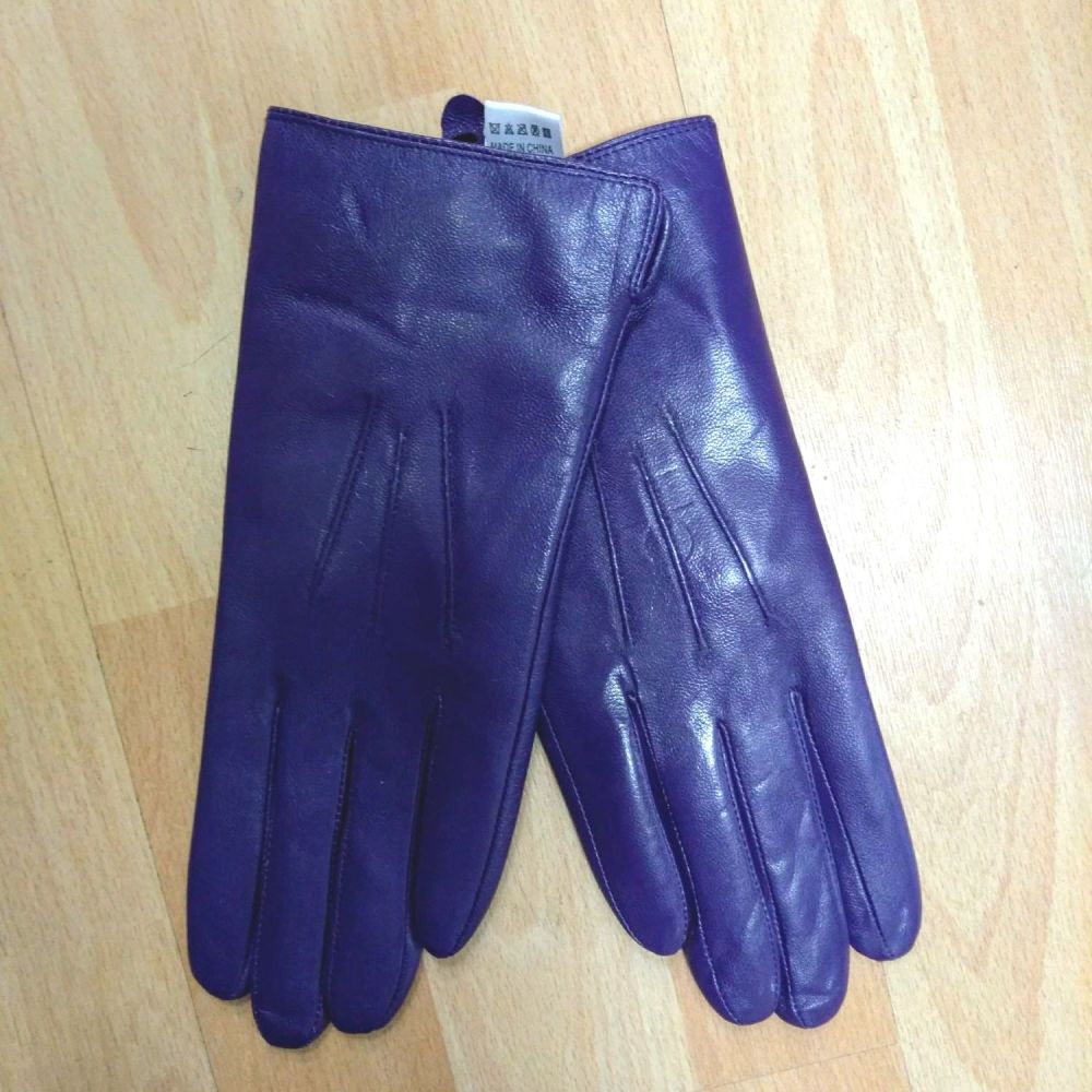 Leather Gloves- Purple -Slight mark.