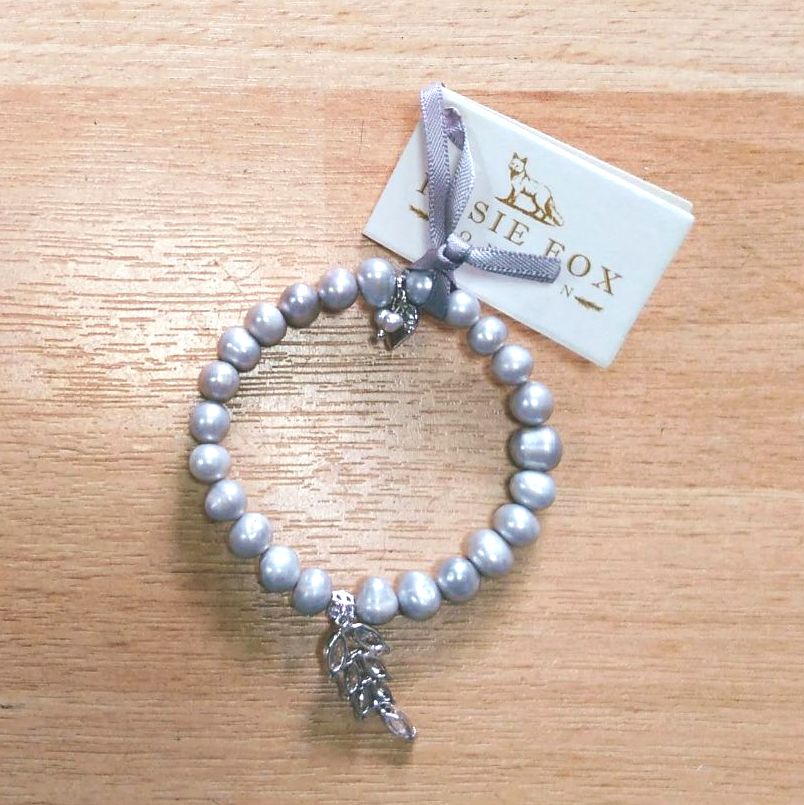 Silver Plated Elasticated Bracelet with Freshwater Pearls