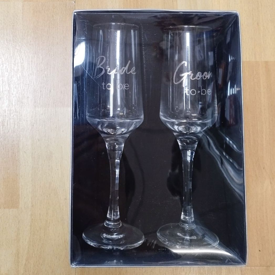 Set of Bride and Groom Champagne Glasses