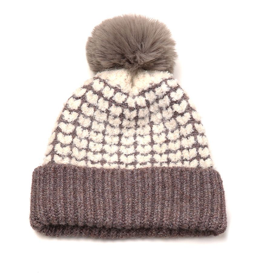 Cappucino heart knit recycled hat