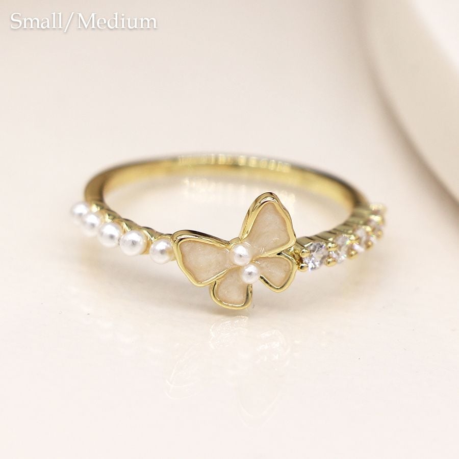 Gold plated butterfly, crystal and pearl ring S/M