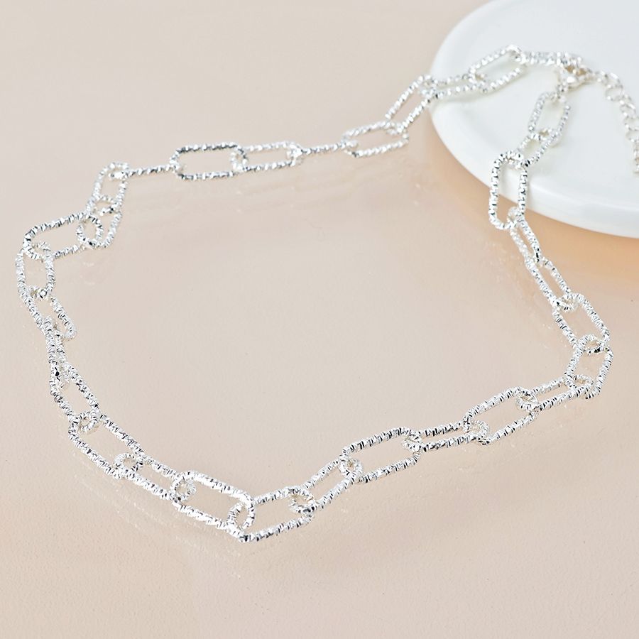 Silver plated textured paperchain link necklace