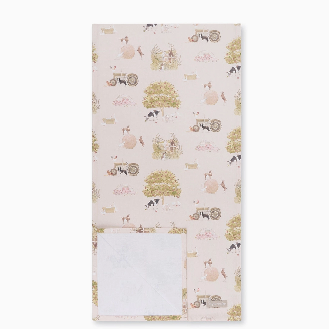 Farm Friends Table Runner