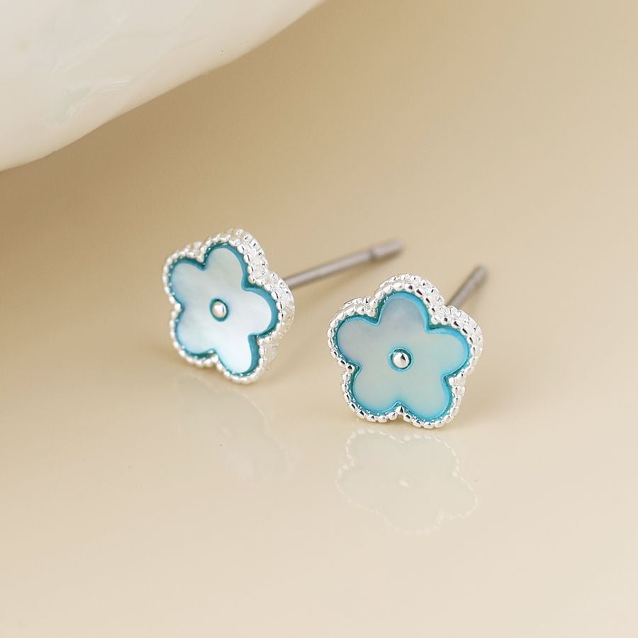 Silver plated blue pearl flower stud earrings