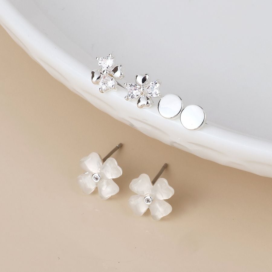 Silver plated triple flower and circle earring set